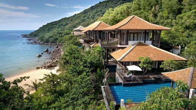 Palm Grove Villa